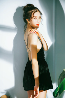 寡妇被老头添一夜舒服吗